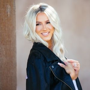 Meet your Posher, Cami